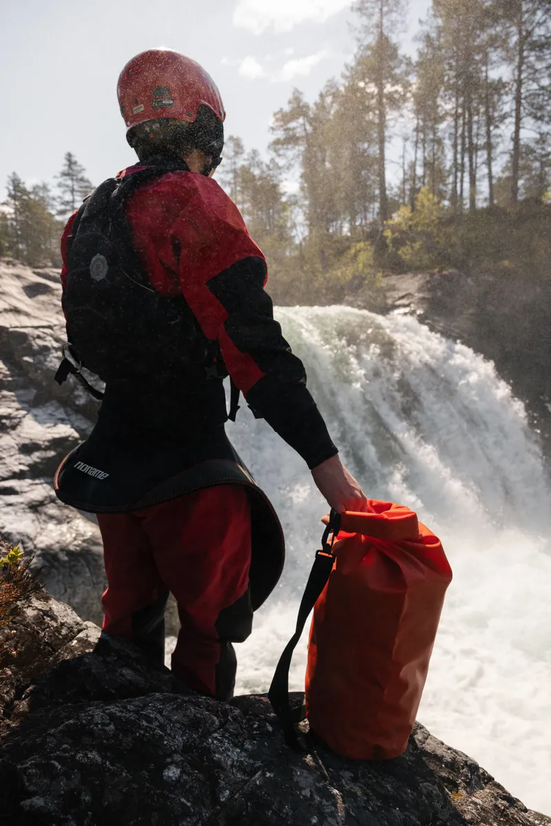 Osprey Wildwater Dry Bag 35 Tunnel Vision Grey-8